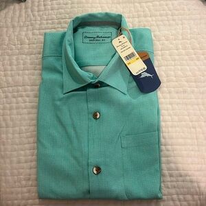 Tommy Bahama Men’s Silk Shirt, Size Medium